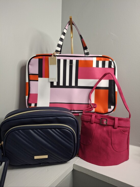 Trina Turk Handbags - Trina Turk 2 Piece Travel Cosmetic Bag Set + Pink Coin Purse / Bag Charm NWT